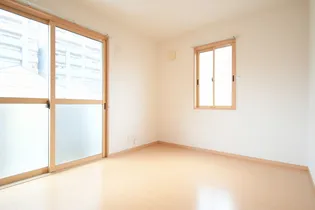 フレンドリースクエア鉄王12号地の内装