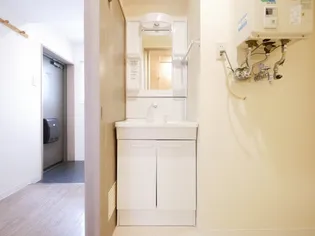 マッシモフェミニール菊水【3階】の内装