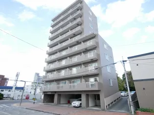 マッシモフェミニール菊水【3階】の外観