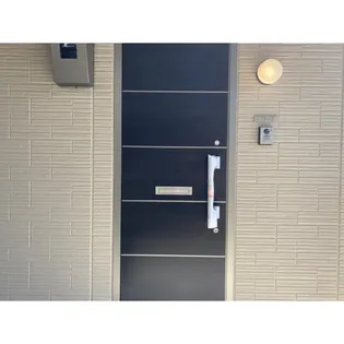 パル クレール【2階】の玄関