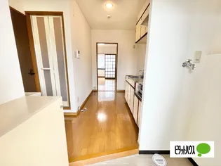 リーブル伏見台【1階】の玄関