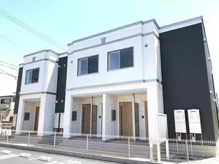 ラピスラズリ【2階】の外観