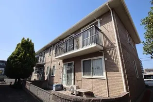 ローズコートヤマサA【1階】の外観