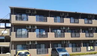 ラ・シャンブルうえな【3階】の外観