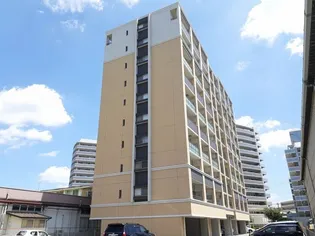 ラウレア Kの画像