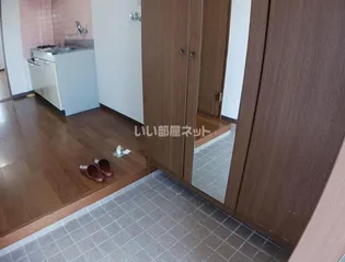 アーバンハイツの玄関