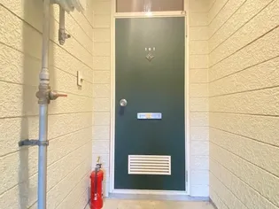 ハイツWing【1階】の玄関