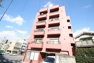 アイランド丸和【2階】の外観