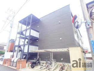 埼玉県坂戸市関間1【マンション】の外観