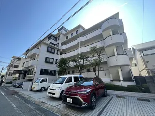 キング・コーポラスII【1階】の外観