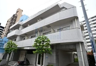 東京都新宿区市谷薬王寺町【マンション】の外観