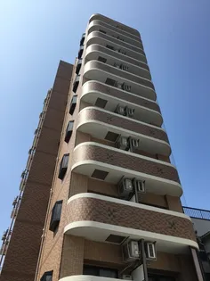 大阪府大阪市北区中津3【マンション】の外観