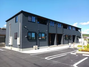 ファミール問田【2階】の外観