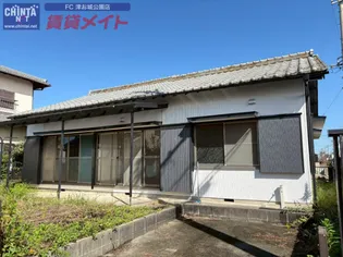 三重県津市一身田平野【一戸建】の外観