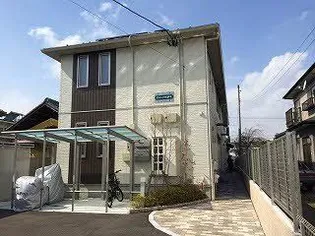 グランシャリオ泉中央【2階】の外観