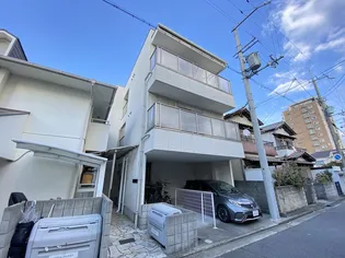 NMヴァン【2階】の外観