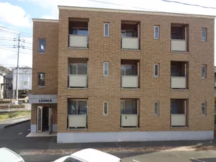 レクサスIII【1階】の外観