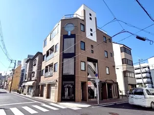 Ladies坂本ビル【3階】の外観