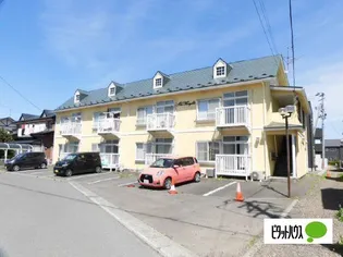 スターハイツ【1階】の外観