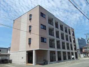 マーベラスSAGAWA【1階】の外観