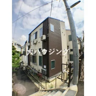 アジュール目黒【2階】の外観
