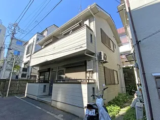 ヒルトップ初台【2階】の外観