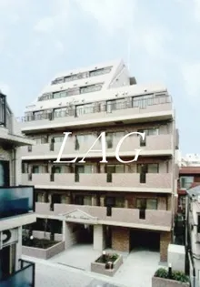 東京都新宿区西新宿4【マンション】の外観
