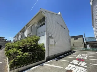 タウニィ鶴正A棟【1階】の外観