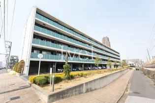 東京都江東区大島1【マンション】の外観