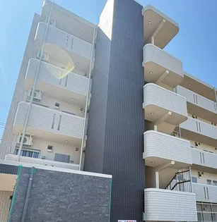 アヴァンツァートコルソ吉川美南の画像