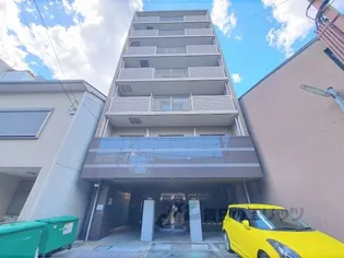 なかよしマンション四条大宮【6階】の外観