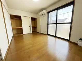 セジュールYAWARA A棟【2階】の居間