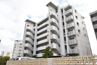 URアルビス緑丘【1階】の外観