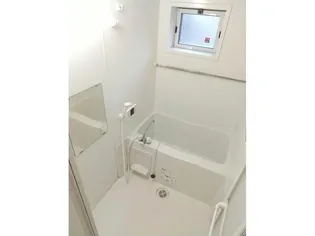 サリューダムールの風呂