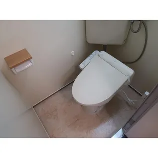 ホワイトハイツA【2階】の内装