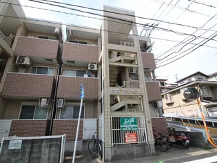 セレブマンションII【1階】の外観