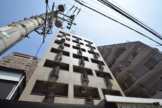 広島県広島市中区宝町【マンション】の外観