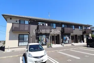 新潟県上越市五智5【アパート】の外観