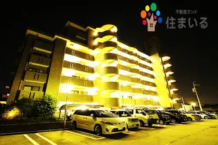 愛知県名古屋市緑区大清水1【マンション】の外観