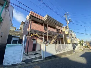 ベルピア馬堀海岸1-3【2階】の外観