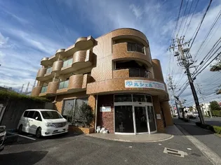 アーバニア成田【3階】の外観