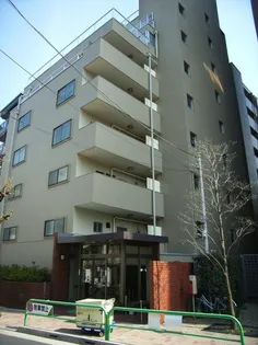 コーポ麹町【3階】の外観