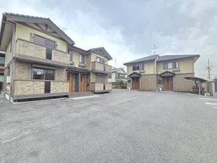 向屋敷 B棟の画像