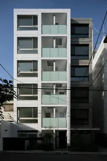 東京都港区南麻布1【マンション】の外観