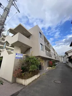 ロイヤルクレストM&S【2階】の外観