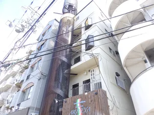 フレンドマンション【3階】の外観