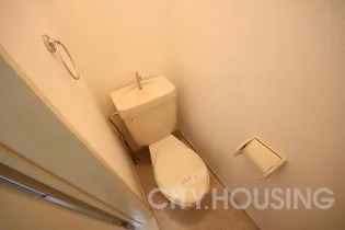 ロフトハウス城南【1階】の内装