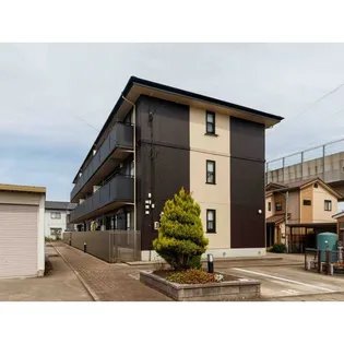 ハイカムール・アイ【3階】の外観