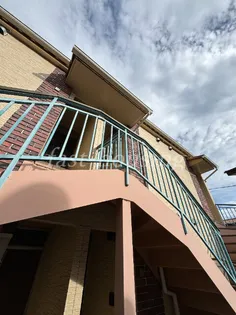 Apartment三鷹の森【1階】の外観