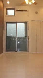 グランステート上名古屋の居間